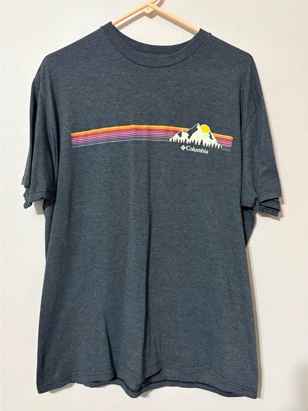Columbia Men's Dark Heather Gray Graphic Tee with Sunset Stripe